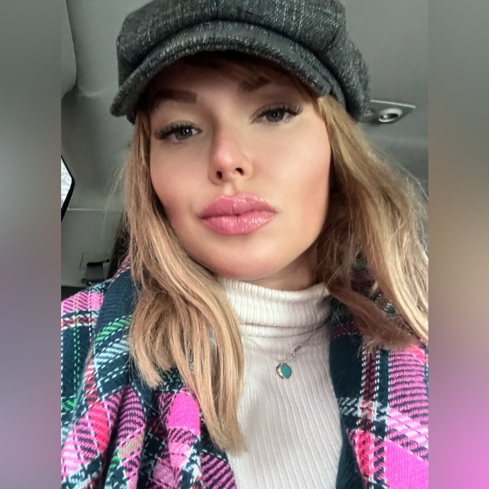 Meet your Posher, Nádia